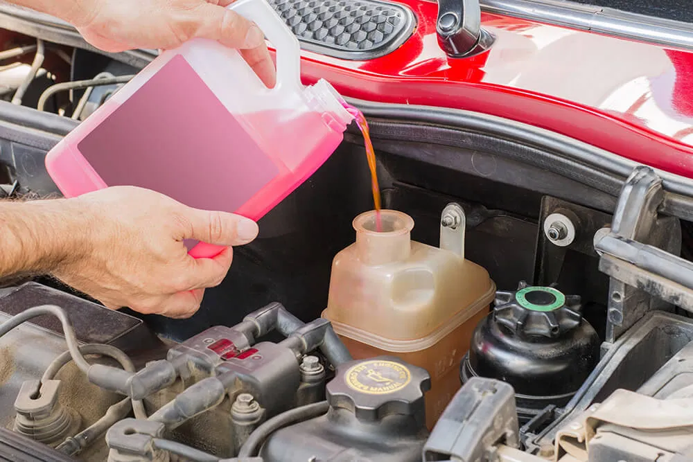 Ensuring Smooth Travels With Pre-Trip Inspections: Fluid Check Edition